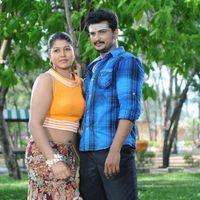 Vazhi Vidu Kanne Vazhi Vidu Movie Hot Stills | Picture 110123